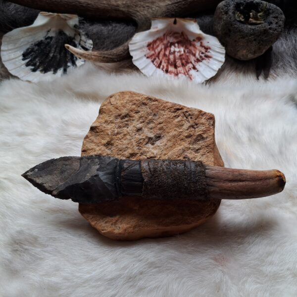 Cuchillo Neandertal de los Cazadores de Mamuts